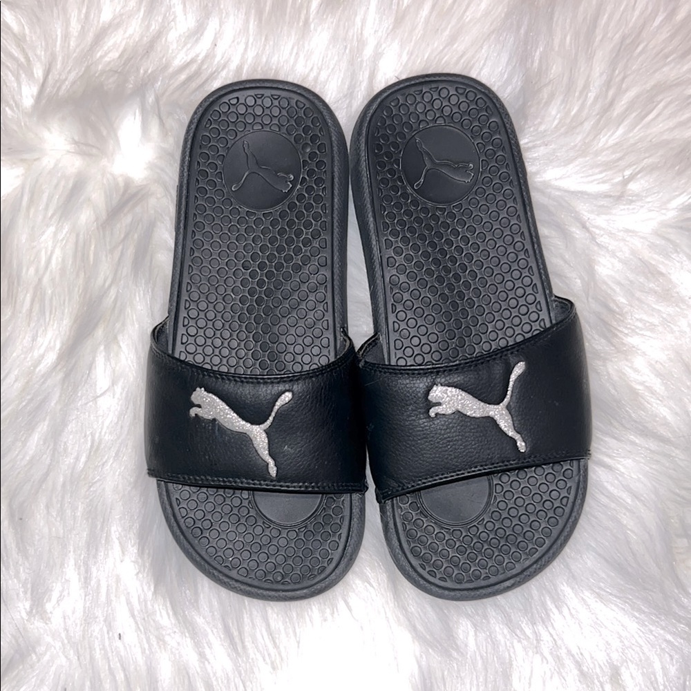 Puma black future riders cool(silver glitter)cat sandals!